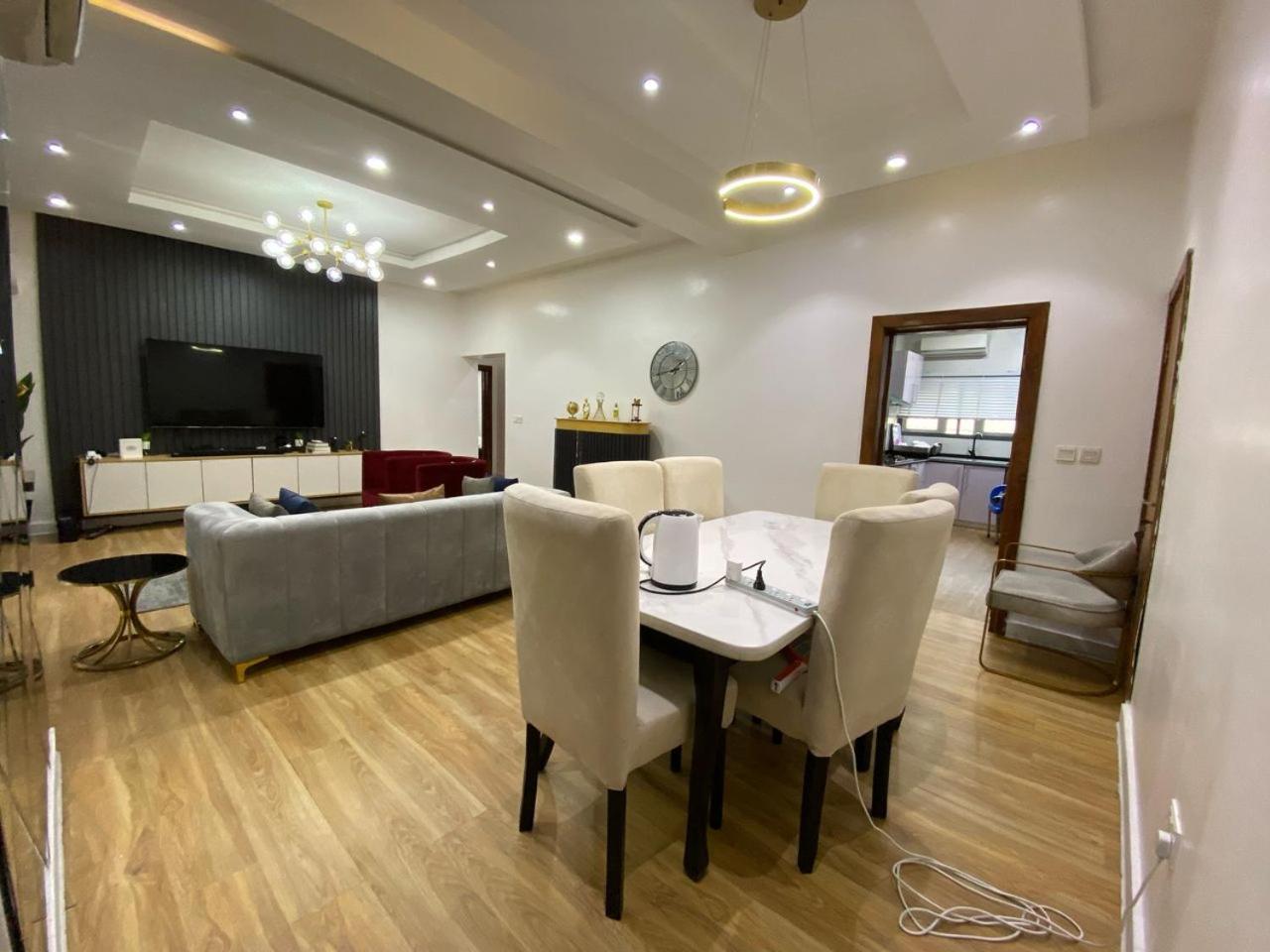 2-Bedroom Furnished Apartment - Lekki 라고스 외부 사진